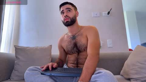 zack_sullivan22 online show from February 7, 2026, 4:33 pm