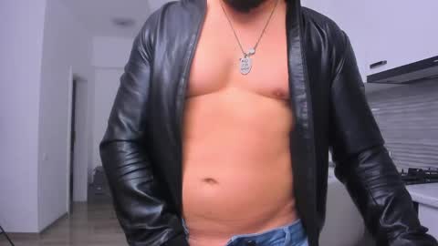 Snapshot of zackconnorsx chatting on May 31, 2026, 6:09 pm Zack online show from May 31, 2026, 6:09 pm