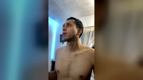 zackdriussyx online show from April 3, 2026, 11:25 pm