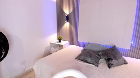 Snapshot of zafiiraa chatting on February 11, 2025, 11:43 am zafira online show from February 11, 2025, 11:43 am