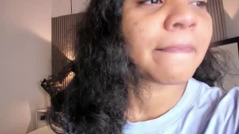 Snapshot of zafiiraa chatting on December 2, 2025, 11:48 am zafira online show from December 2, 2025, 11:48 am