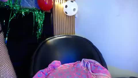 Zafira online show from June 29, 2026, 3:13 am