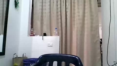 Zafiro online show from January 14, 2026, 3:39 pm