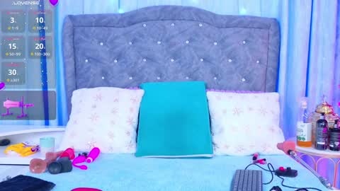 Zafiro online show from December 24, 2024, 11:49 am