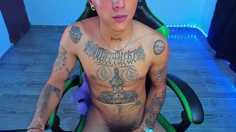 Snapshot of zafirocum chatting on May 16, 2026, 1:13 am BiG Zafiro online show from May 16, 2026, 1:13 am