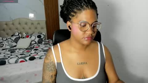 Snapshot of zahra_rose chatting on May 5, 2026, 8:50 pm zahra_rose online show from May 5, 2026, 8:50 pm