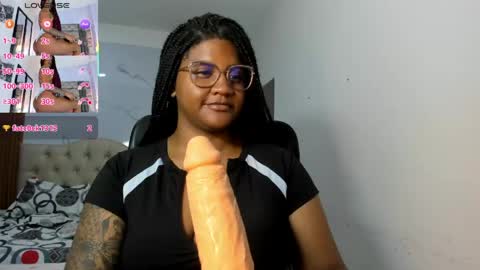 Snapshot of zahra_rose chatting on May 22, 2026, 8:36 pm zahra_rose online show from May 22, 2026, 8:36 pm
