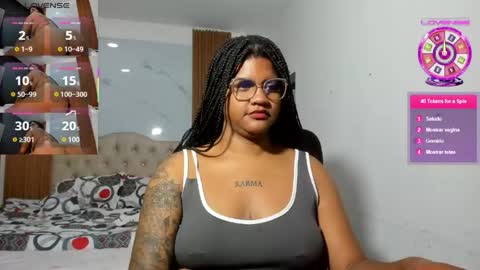 Snapshot of zahra_rose chatting on June 10, 2026, 10:25 am zahra_rose online show from June 10, 2026, 10:25 am