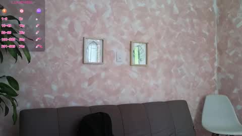 zahramilf online show from March 16, 2026, 6:34 pm