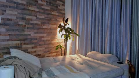 Snapshot of zain_diesel7 chatting on December 10, 2024, 9:23 am INSTAGRAM yormanfit7 online show from December 10, 2024, 9:23 am