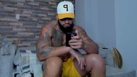 Snapshot of zain_diesel7 chatting on March 11, 2025, 11:44 am INSTAGRAM yormanfit7 online show from March 11, 2025, 11:44 am