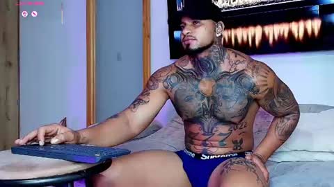 INSTAGRAM yormanfit7 online show from July 15, 2026, 1:11 am