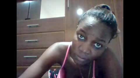 Snapshot of zainxxxx chatting on June 1, 2026, 1:46 pm zainxxxx online show from June 1, 2026, 1:46 pm