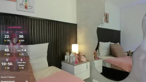 zaira online show from April 28, 2026, 12:10 pm