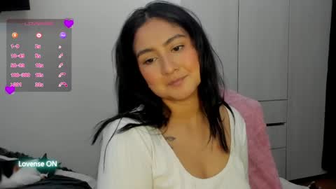 Snapshot of zakura_ania chatting on June 4, 2026, 2:50 am zakura_ania online show from June 4, 2026, 2:50 am