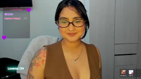 Snapshot of zakura_ania chatting on June 8, 2026, 12:14 am zakura_ania online show from June 8, 2026, 12:14 am