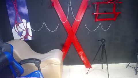 zalommee online show from May 2, 2026, 2:11 pm