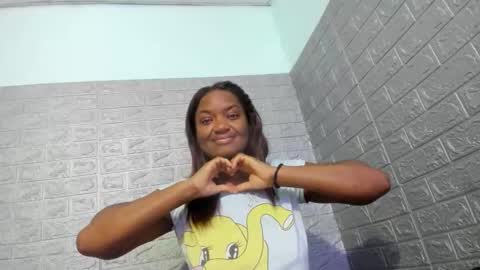 Snapshot of zamara__ chatting on May 12, 2026, 11:07 am Zamara online show from May 12, 2026, 11:07 am