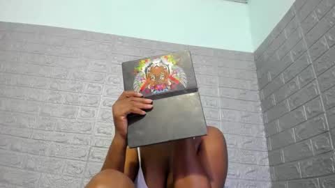 Snapshot of zamara__ chatting on June 6, 2026, 2:27 am Zamara online show from June 6, 2026, 2:27 am