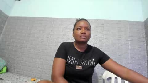 Snapshot of zamara__ chatting on June 16, 2026, 10:45 pm Zamara online show from June 16, 2026, 10:45 pm