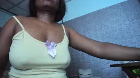 Snapshot of zamara__ chatting on July 5, 2026, 7:26 am Zamara online show from July 5, 2026, 7:26 am