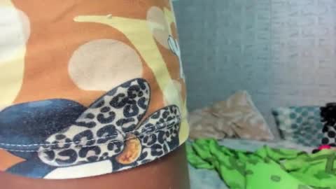 Snapshot of zamara__ chatting on July 23, 2026, 2:04 pm Zamara online show from July 23, 2026, 2:04 pm