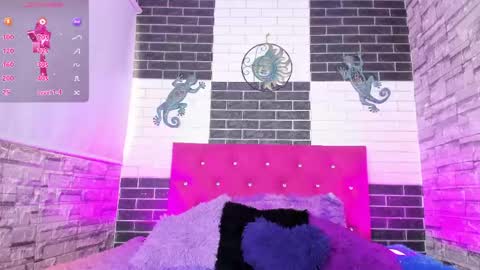 Zamara Kleii online show from May 19, 2026, 9:32 pm