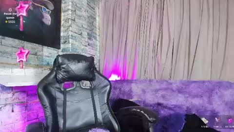Snapshot of zamara_kleii chatting on July 2, 2026, 10:05 pm Zamara Kleii online show from July 2, 2026, 10:05 pm