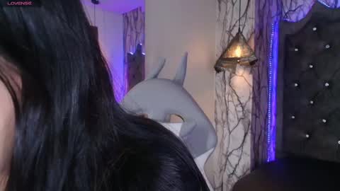 Snapshot of zami_escobar_of chatting on October 6, 2025, 7:22 pm online show from October 6, 2025, 7:22 pm