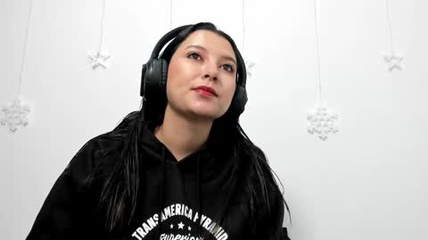 Snapshot of zammii69 chatting on December 22, 2025, 1:30 pm zammii69 online show from December 22, 2025, 1:30 pm