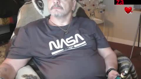 Snapshot of zander007 chatting on November 12, 2025, 5:02 pm zander007 online show from November 12, 2025, 5:02 pm