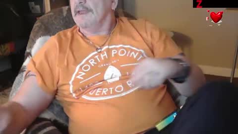 Snapshot of zander007 chatting on December 20, 2025, 3:19 pm zander007 online show from December 20, 2025, 3:19 pm