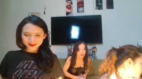 Snapshot of zandra6ghal chatting on November 6, 2025, 6:53 pm zandra6ghal online show from November 6, 2025, 6:53 pm