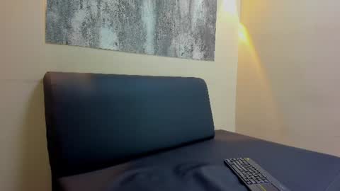 Snapshot of zane_evans chatting on July 18, 2026, 12:42 pm zane online show from July 18, 2026, 12:42 pm