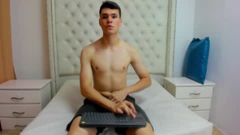 Snapshot of zane_evans chatting on July 27, 2026, 12:45 pm zane online show from July 27, 2026, 12:45 pm
