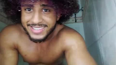Snapshot of zane_lux chatting on May 9, 2026, 1:33 am Zane Lux online show from May 9, 2026, 1:33 am