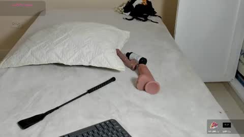 Zane Lux online show from July 10, 2026, 11:24 am