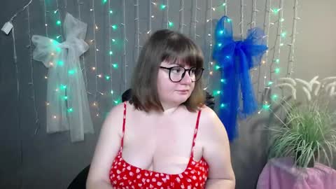 zannadreil online show from November 23, 2025, 7:13 pm