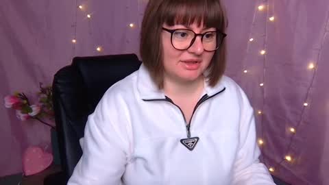 zannadreil online show from March 8, 2026, 7:06 pm