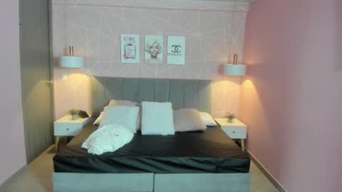 Zara Sweet  online show from March 16, 2026, 1:26 pm