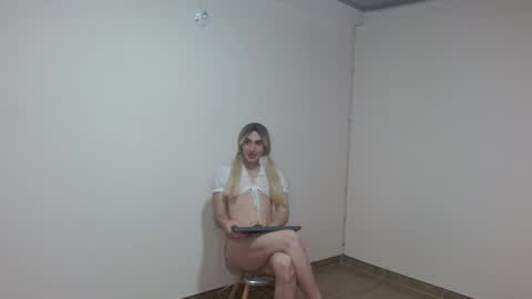 Hello welcome to my roomIm Zara online show from April 7, 2026, 10:15 am