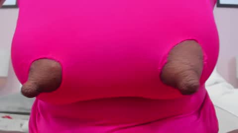 Snapshot of zara_lopez chatting on February 28, 2025, 10:39 pm zara lopez online show from February 28, 2025, 10:39 pm