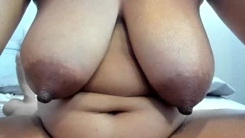 Snapshot of zara_lopez chatting on July 4, 2026, 7:31 pm zara lopez online show from July 4, 2026, 7:31 pm