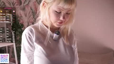 Snapshot of zara_shine chatting on June 21, 2026, 6:10 pm Criss online show from June 21, 2026, 6:10 pm