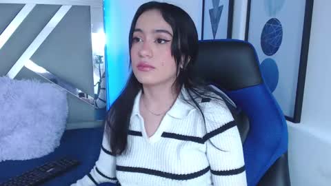 Snapshot of zaradames_ chatting on January 15, 2025, 3:22 am zaradames_ online show from January 15, 2025, 3:22 am