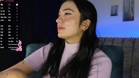 Snapshot of zaradames_ chatting on October 20, 2025, 4:35 am zaradames_ online show from October 20, 2025, 4:35 am