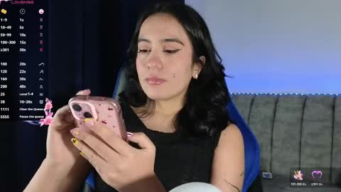 Snapshot of zaradames_ chatting on June 4, 2026, 5:02 am zaradames_ online show from June 4, 2026, 5:02 am