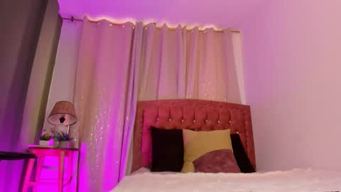 Zara . online show from October 10, 2025, 12:04 pm