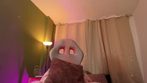 Zara . online show from February 26, 2026, 12:04 pm