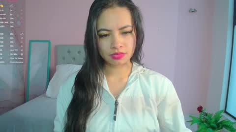 Snapshot of zarah_torres chatting on January 16, 2025, 6:27 pm Zarah online show from January 16, 2025, 6:27 pm